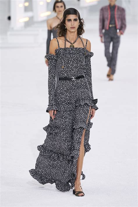 chanel runway spring 2021|chanel dresses 2021.